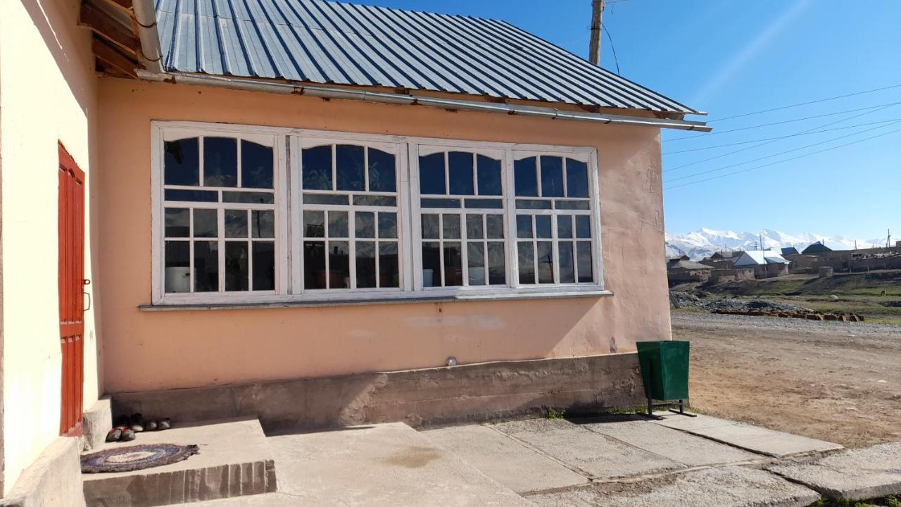 Tilek Guest House Sary-Mogul Bagian luar foto